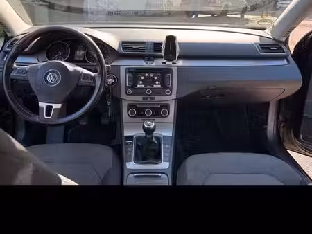 Volkswagen Passat 2.0 TDI 140 Confortline