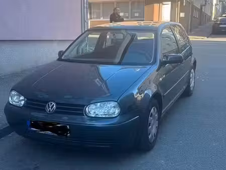 Volkswagen Golf 1.4 75