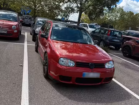 Volkswagen Golf R32 190 4Motion