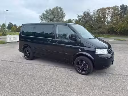 Volkswagen Transporter T5 California 2.5 TDI 174