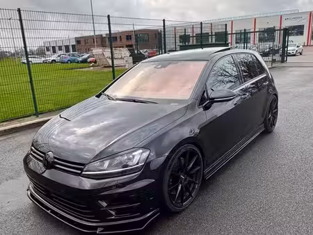 Volkswagen Golf R 2.0 TSI 300 4Motion