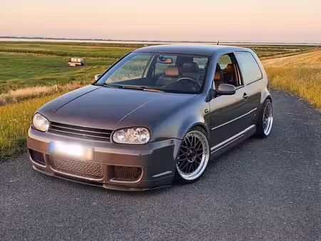 Volkswagen Golf GTI 1.8