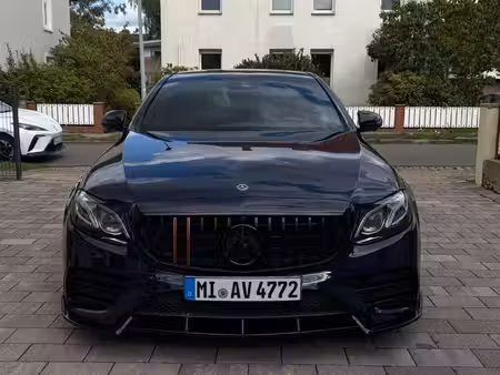 Mercedes-Benz Classe E E 300 2.0 211 AMG Line