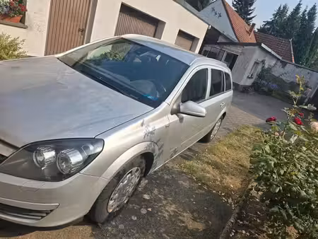 Opel Astra 1.4 90