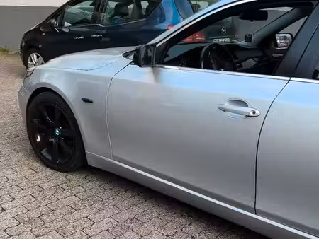 BMW Série 5 523i 2.5 190