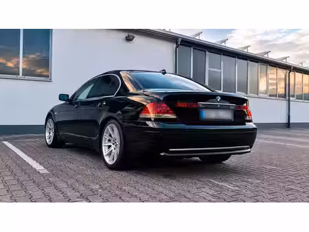 BMW Série 7 745i 4.4 333