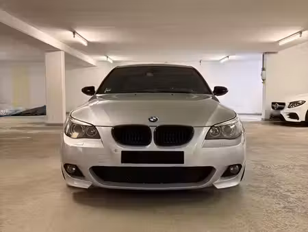 BMW Série 5 545i V8 4.4 333