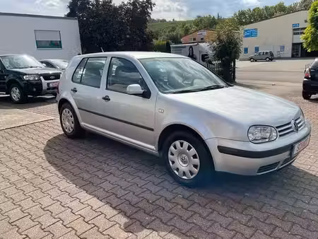 Volkswagen Golf 1.4 75 Trendline