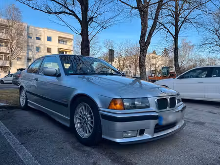BMW Série 3 323i 2.5 170