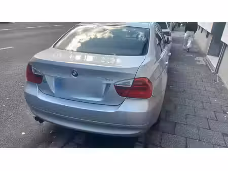 BMW Série 3 325i 218