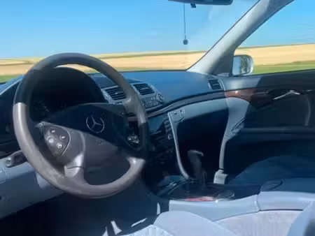 Mercedes-Benz Classe E E 240 V6 2.6 177