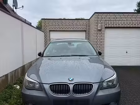 BMW Série 5 530d 3.0 235