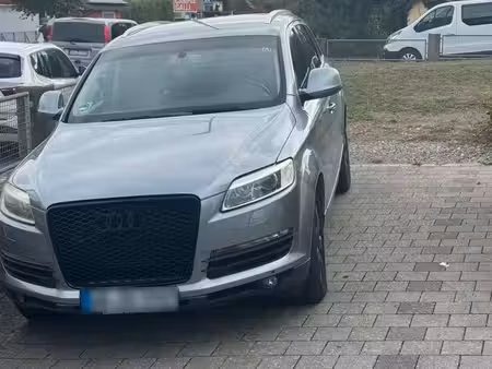 Audi Q7 V6 3.0 quattro