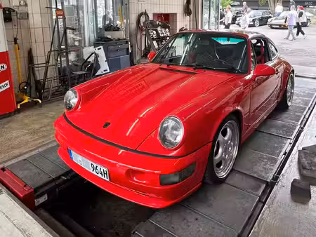 Porsche 911 Carrera 4 3.6