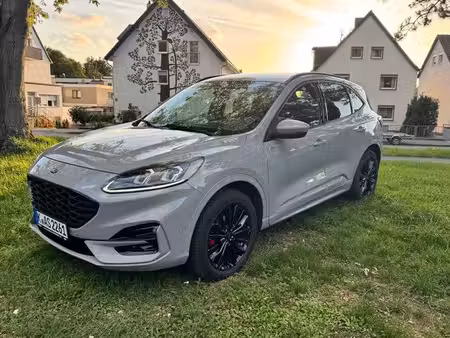 Ford Kuga 2.5 ST Line