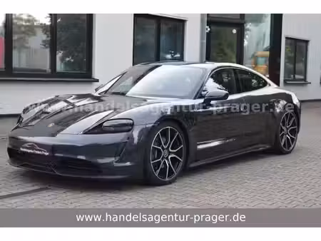 Porsche Taycan Turbo 4x4