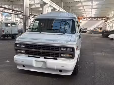 Chevrolet Chevy Van 