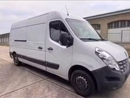 Renault Master 2.3 dCi 125