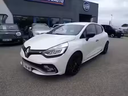 Renault Clio RS Trophy 1.6 T 220