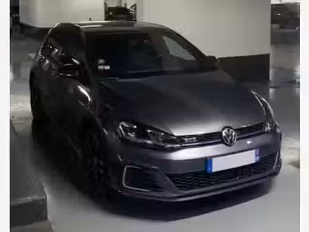 Volkswagen Golf GTE 1.4 TSI 204