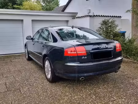 Audi A8 V6 3.0 TDI quattro