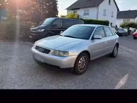 Audi A3 1.6 102