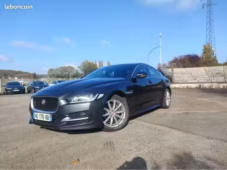 Jaguar XE D165 2.0 163