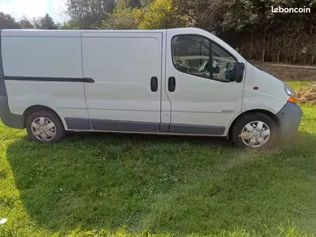 Renault Trafic 1.9 dCi 100
