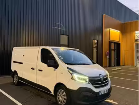 Renault Trafic dCi 145