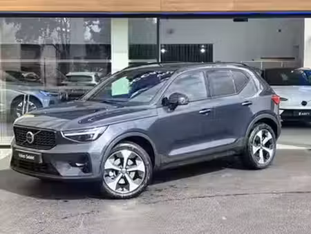 Volvo XC40 B4 2.0 197