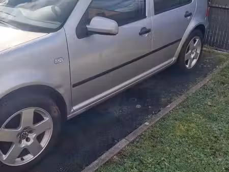 Volkswagen Golf 1.9 SDI 68