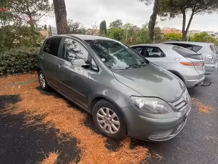 Volkswagen Golf 1.9 TDI 105