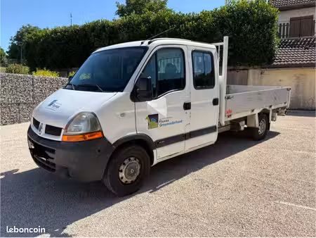 Renault Master 2.5 dCi 100