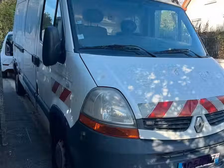 Renault Master 2.5 dCi 120