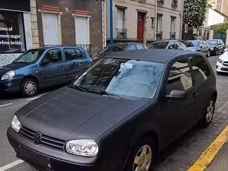 Volkswagen Golf 1.6 TDI 105