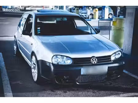 Volkswagen Golf R32 1.9 TDI 130