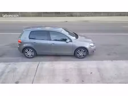 Volkswagen Golf 2.0 TDI 110