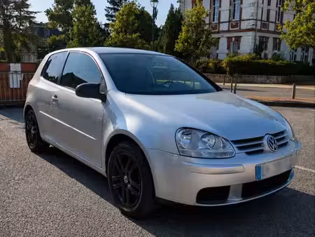 Volkswagen Golf 1.4 FSI 90