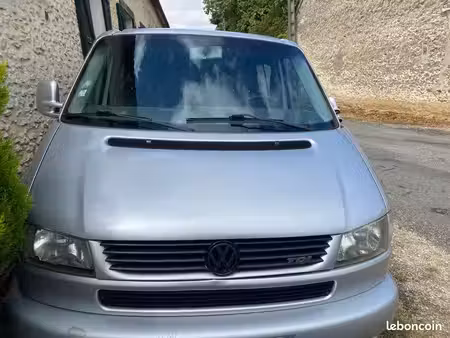 Volkswagen Transporter T4 Long 2.5 TDI 102