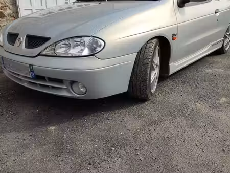Renault Mégane 2.0 140