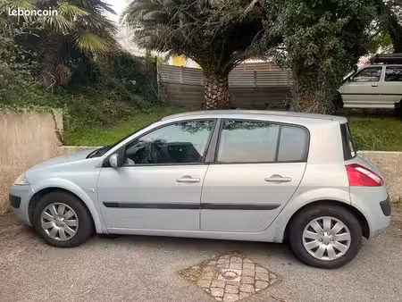 Renault Mégane 1.4 98