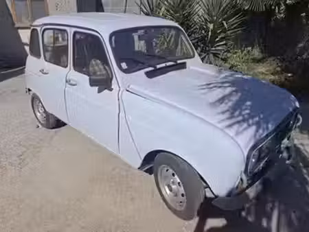 Renault R4 TL Savane