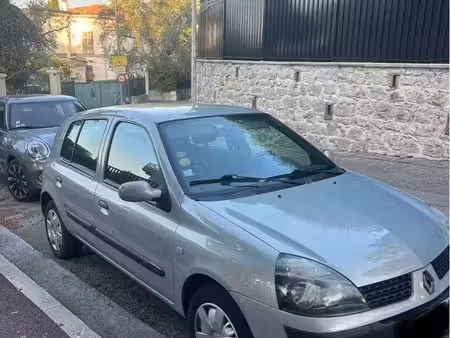 Renault Clio 1.2 75