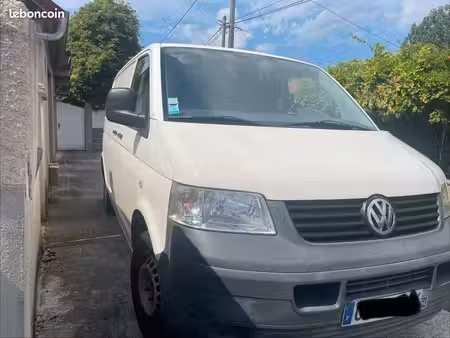 Volkswagen Transporter T5 1.9 TDI 85