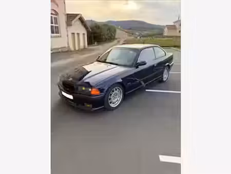 BMW Série 3 323i 2.5 170 Worldline