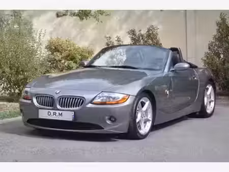 BMW Z4 30i 3.0 231