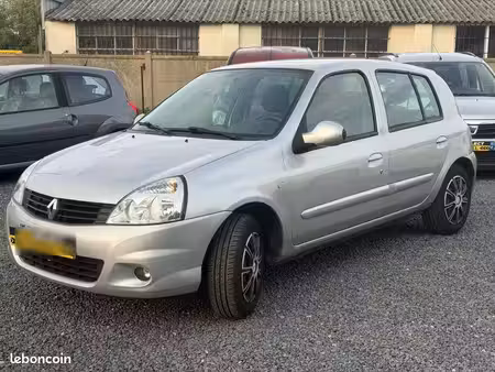Renault Clio 1.2 75
