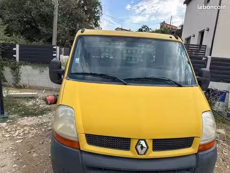 Renault Master 2.5 dCi 120