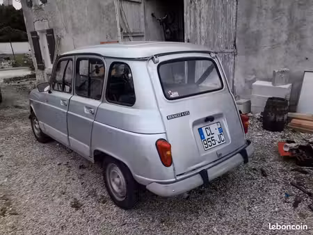 Renault R4 4L