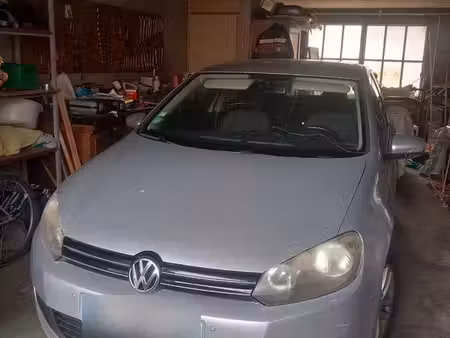 Volkswagen Golf 1.6 TDI 105